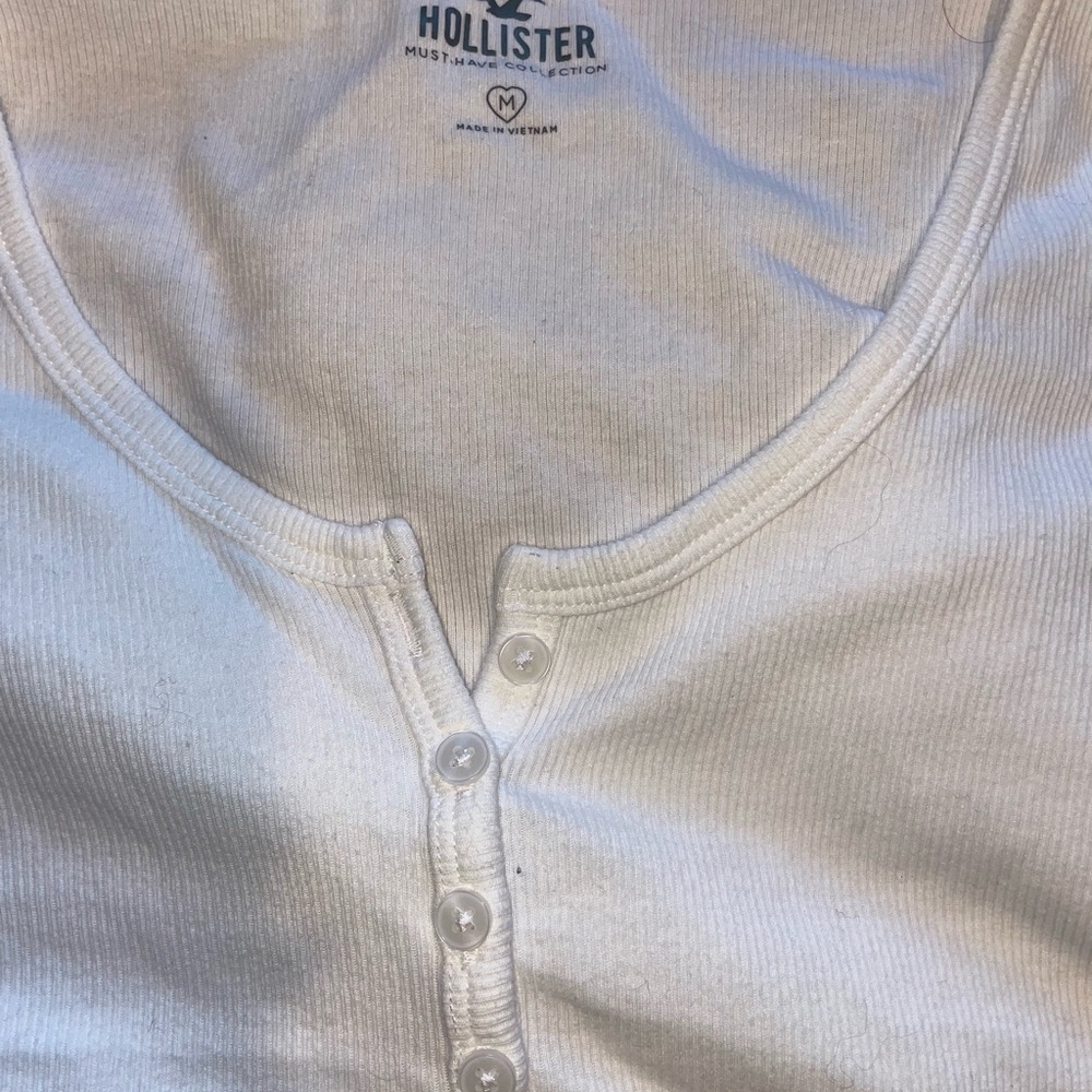 White Hollister Top - Picture 4 of 6